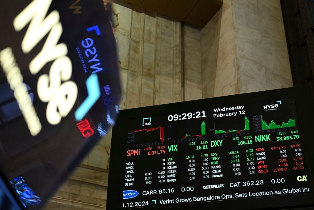 European stock and currencies rise on Ukraine peace deal hopes, Reuters reports