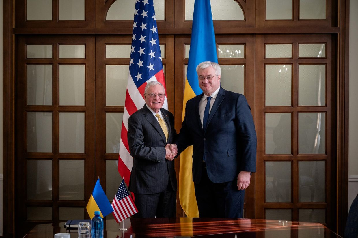 Ukrainian, US officials negotiated throughout the night amid minerals deal dispute, Axios reports