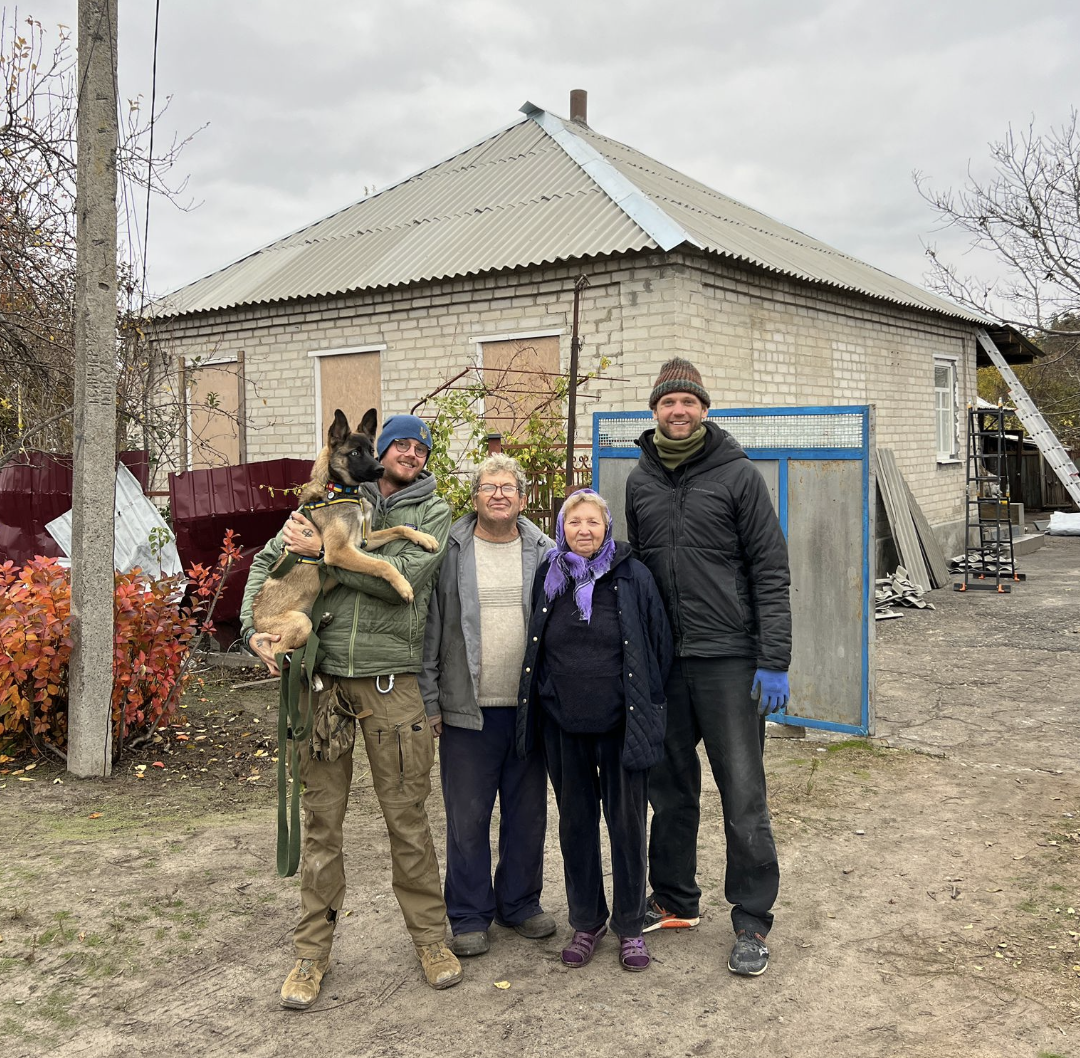 Edward Scott (L)  during his volunteering in Ukraine.