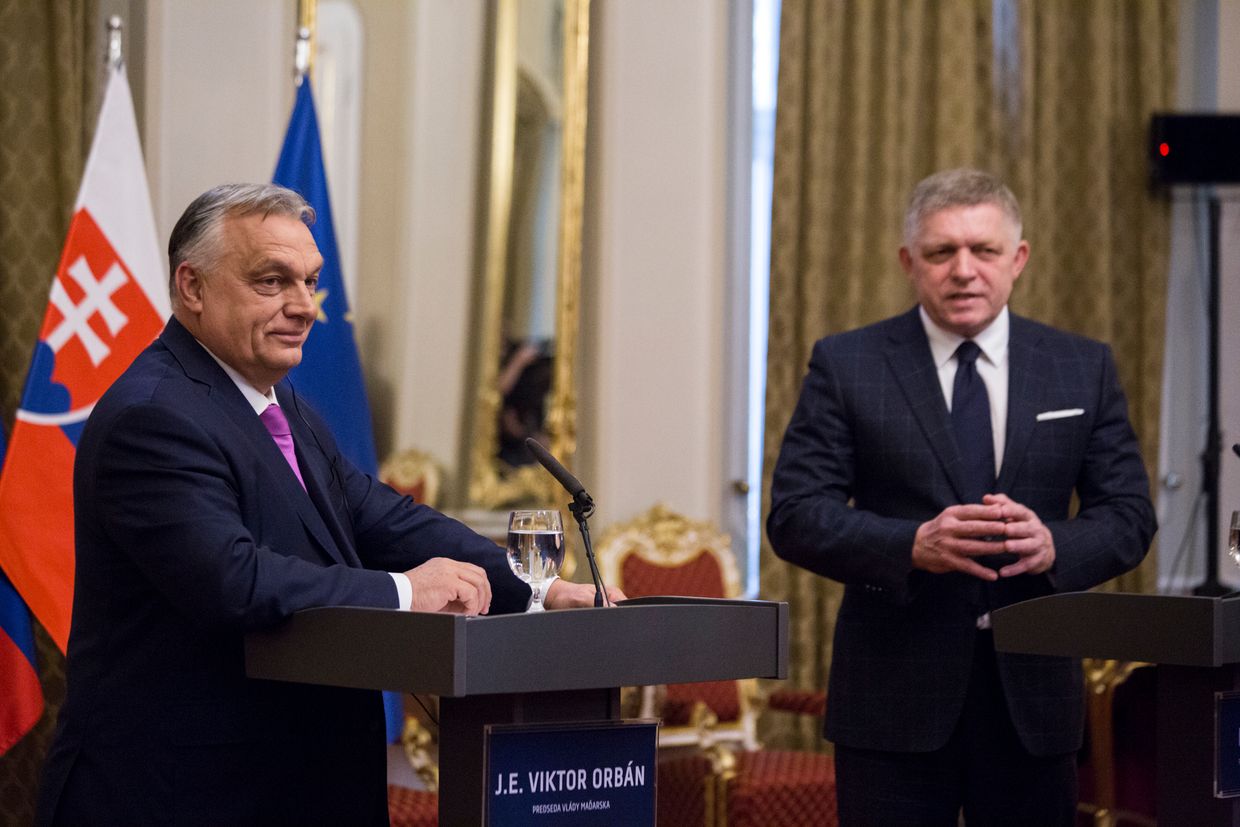 Hungary, Slovakia threaten EU unity on Russia, Ukraine ahead of key summit