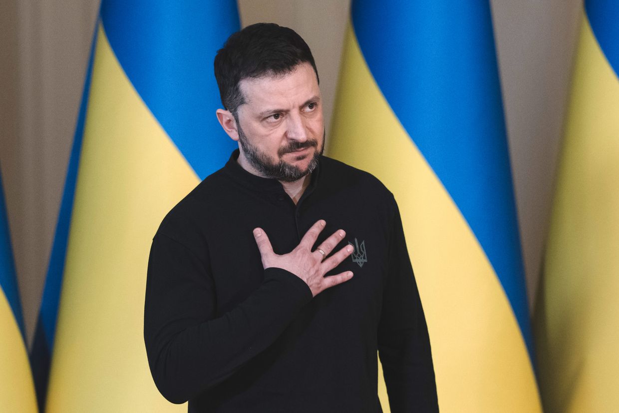 Ukraine doesn't trust Russia but wants to show US its readiness for peace, Zelensky says on ceasefire deal