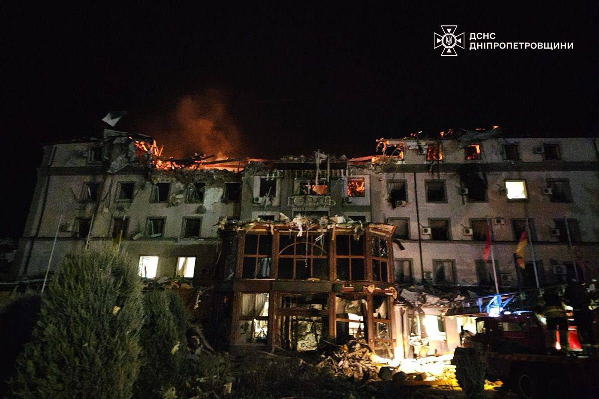 Russian missile attack on hotel in Kryvyi Rih kills 4, injures 32, including child