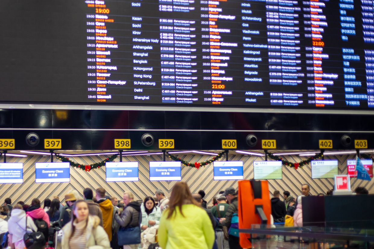Russia intercepts drone attack on Moscow, prompting flight disruptions and emergency response