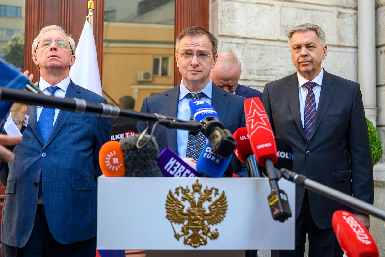 Russia proposes 2-3-day ceasefire in some areas of front to retrieve bodies of the fallen, Medinsky says