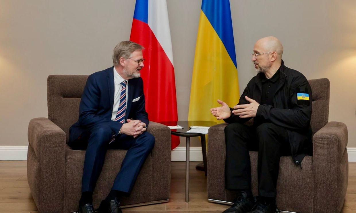 Kyiv to receive 400,000 more shells from Czech initiative, Ukraine's PM says