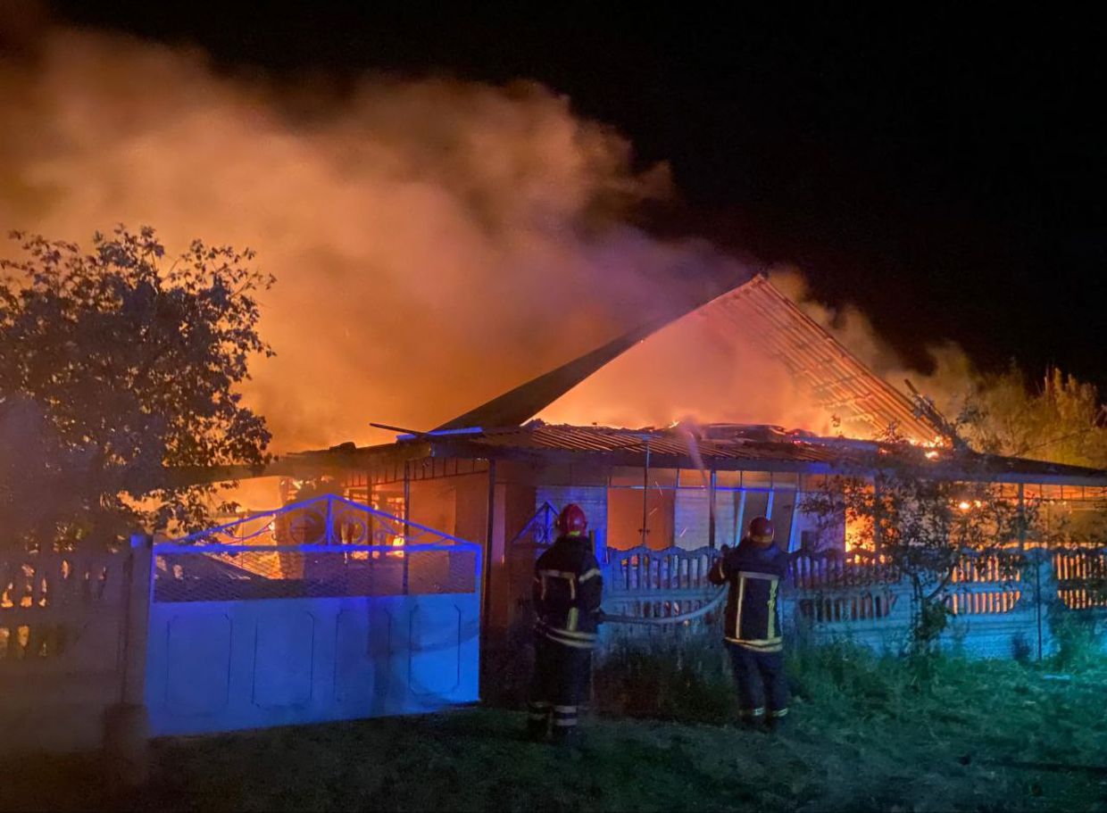 Russian attacks across Ukraine kill 2, injure 19 over past day