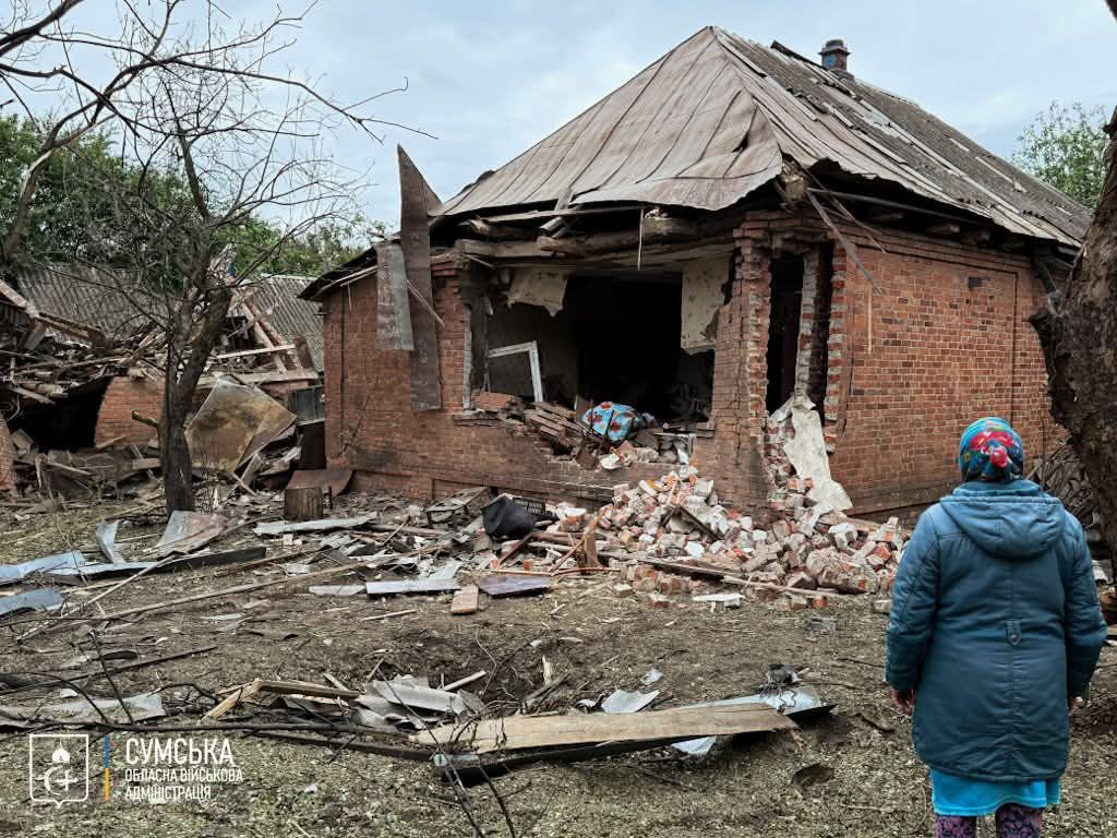 Russian attacks against Ukraine kill 3, injure 27 over past day