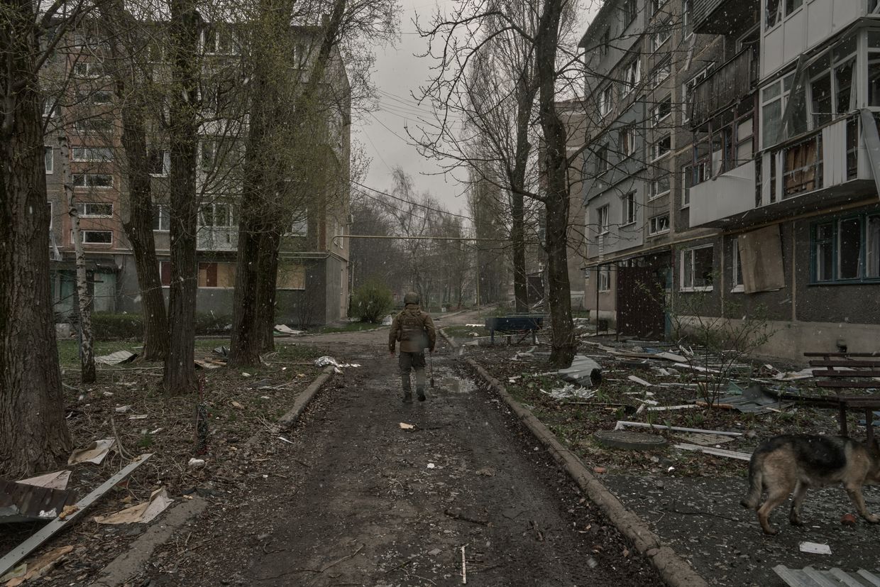 As Russia inches closer to Dnipropetrovsk Oblast, new Ukrainian region might soon be at war