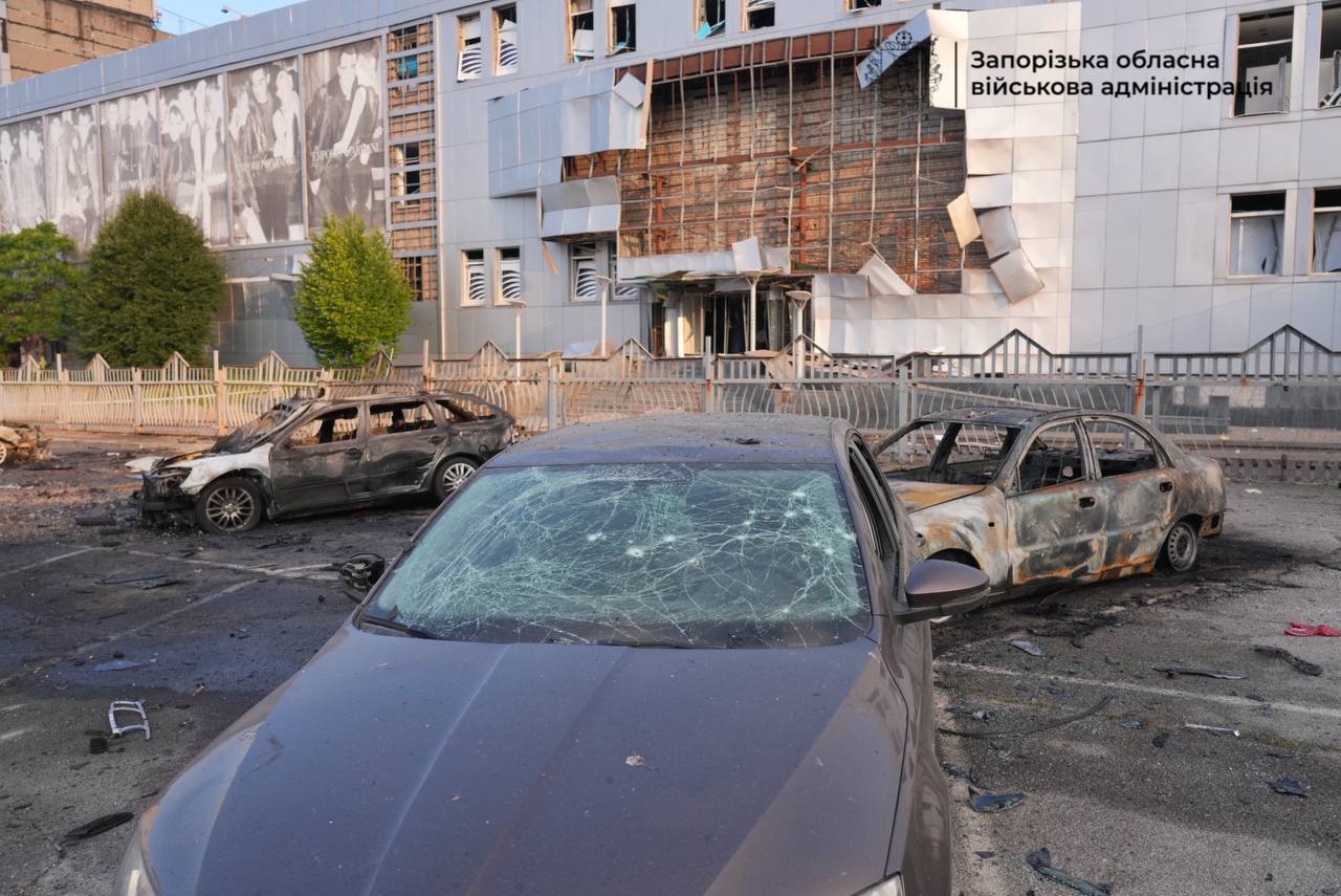 Russian attacks kill at least 3, injure 10 across Ukraine over past day