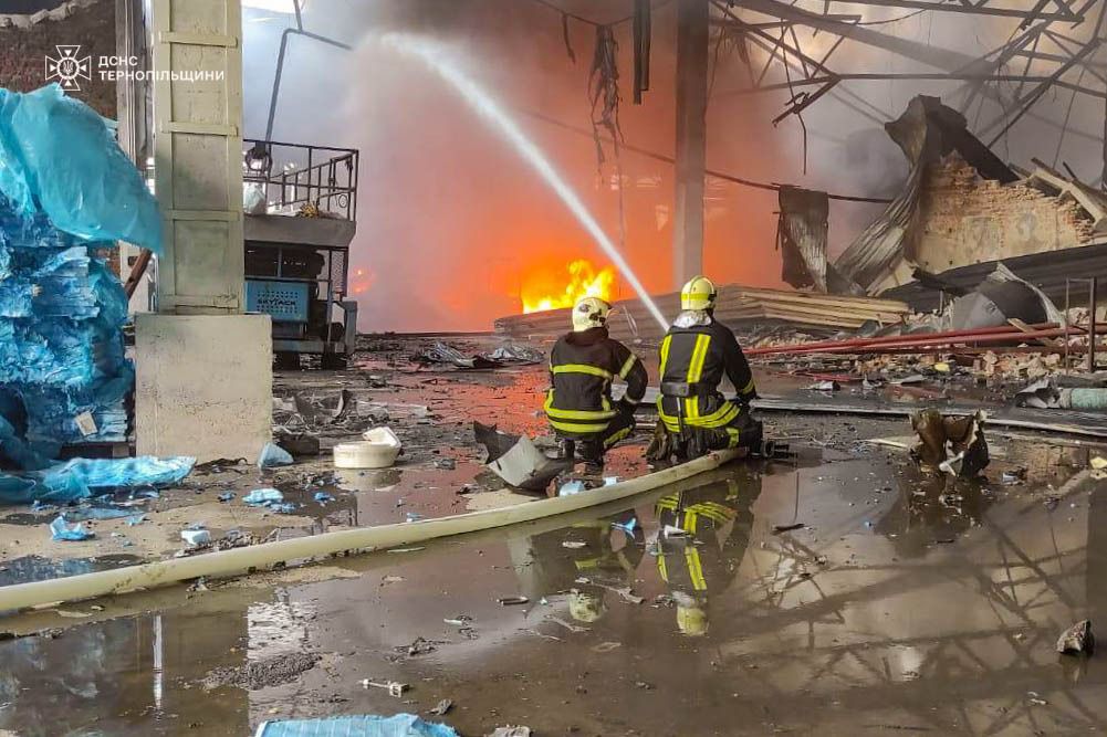 UPDATE: Russia hits Ukraine with large-scale attack days after Operation Spiderweb
