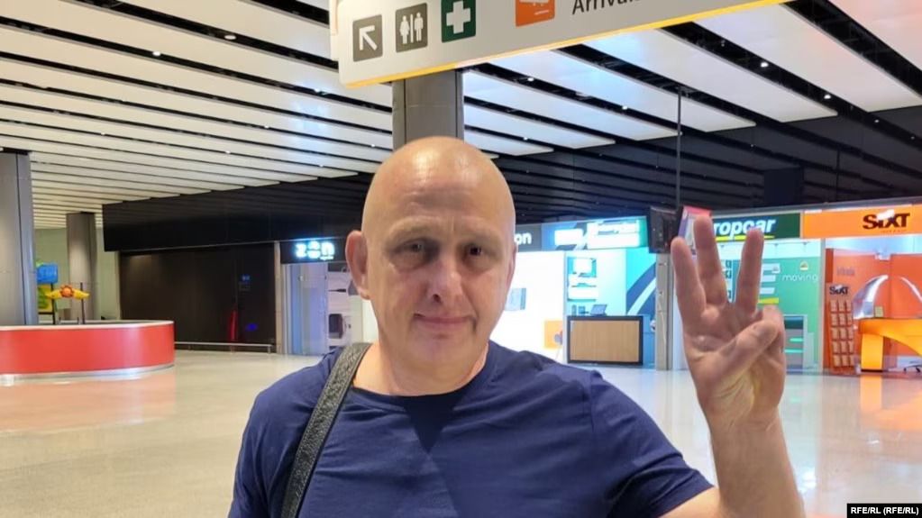 Ukrainian journalist Vladyslav Yesypenko released after four years of Russian detention