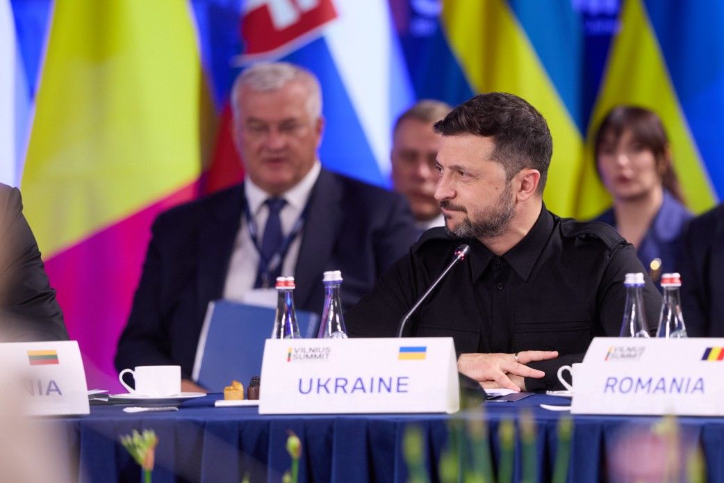Zelensky urges Trump to enforce tougher sanctions if peace talks with Russia stall