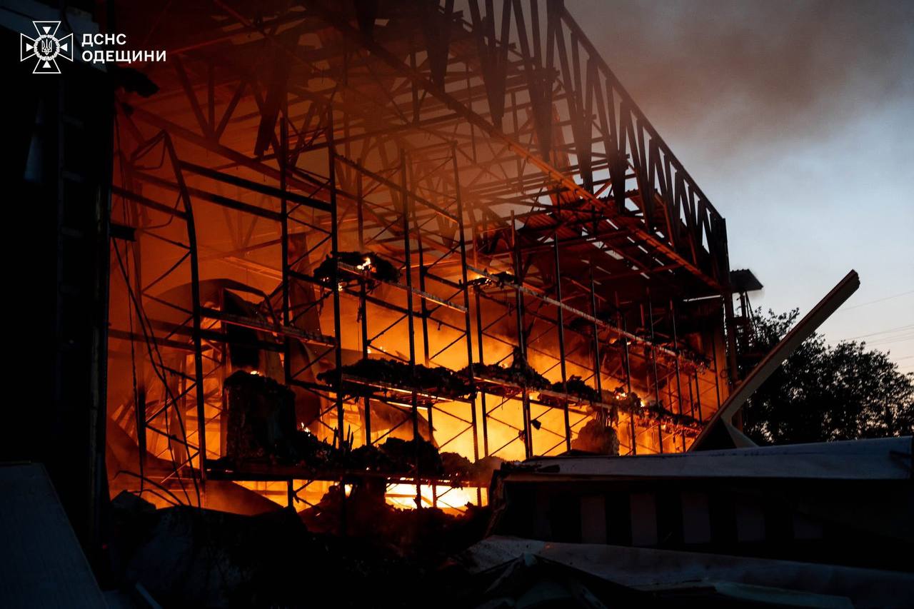 Russian attacks against Ukraine kill 7, injure 42 over past day