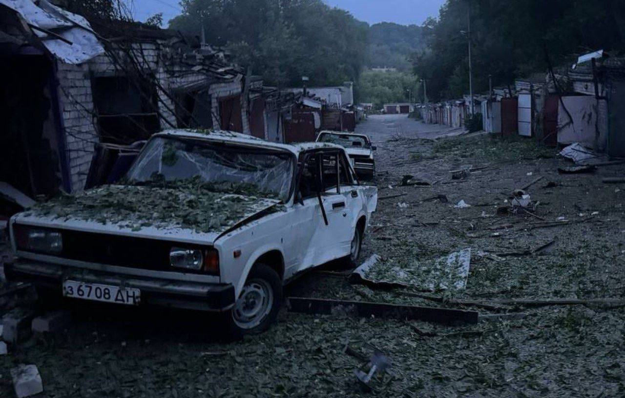 Russia hits Ukraine with 206 drones, 9 missiles overnight, Air Force says