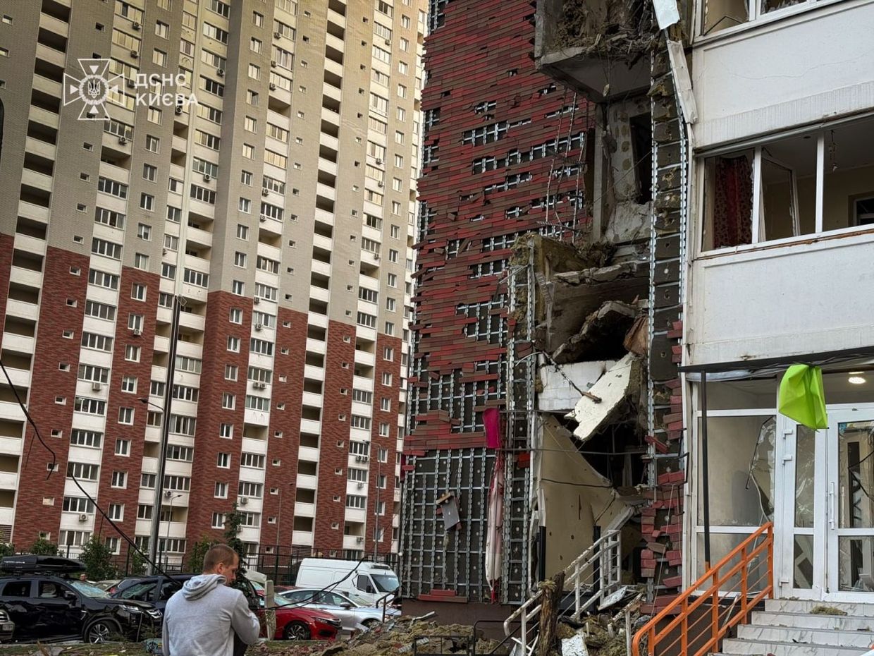 Russian attacks kill 7, injure 34 in Ukraine over past day