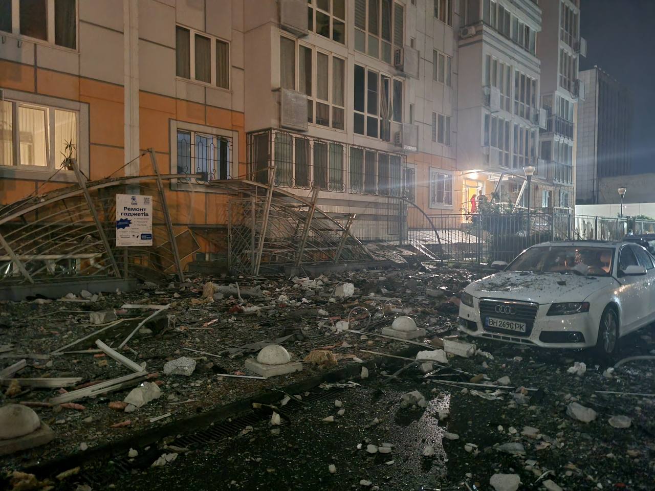 'Massive' Russian drone attacks on residential buildings in Odesa kill 1, injure 14