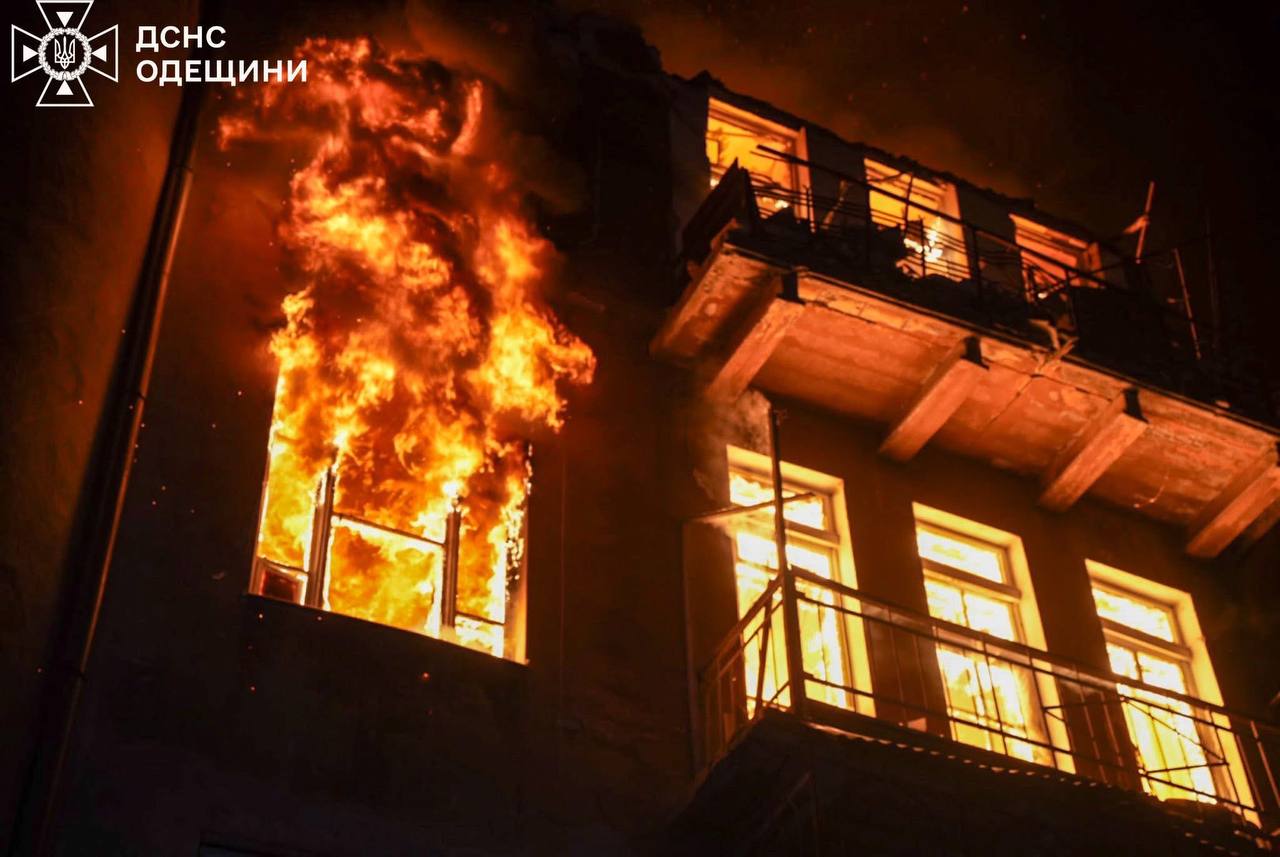 2 killed, 39 injured in Russian attacks against Ukraine over past day