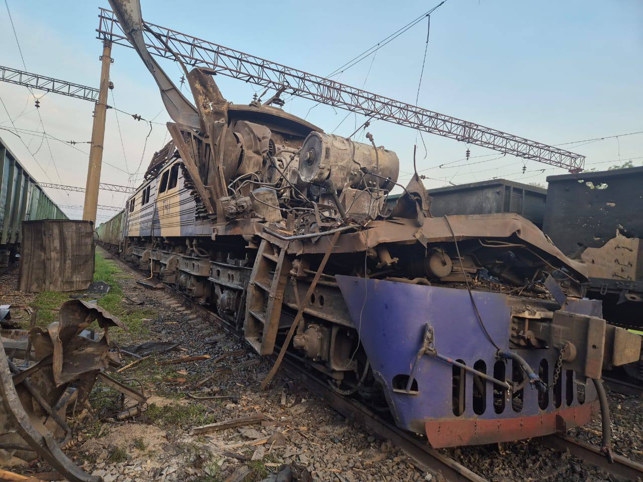 Russian attacks kill 7, injure 25 in Ukraine over past 24 hours; trains hit twice in one day