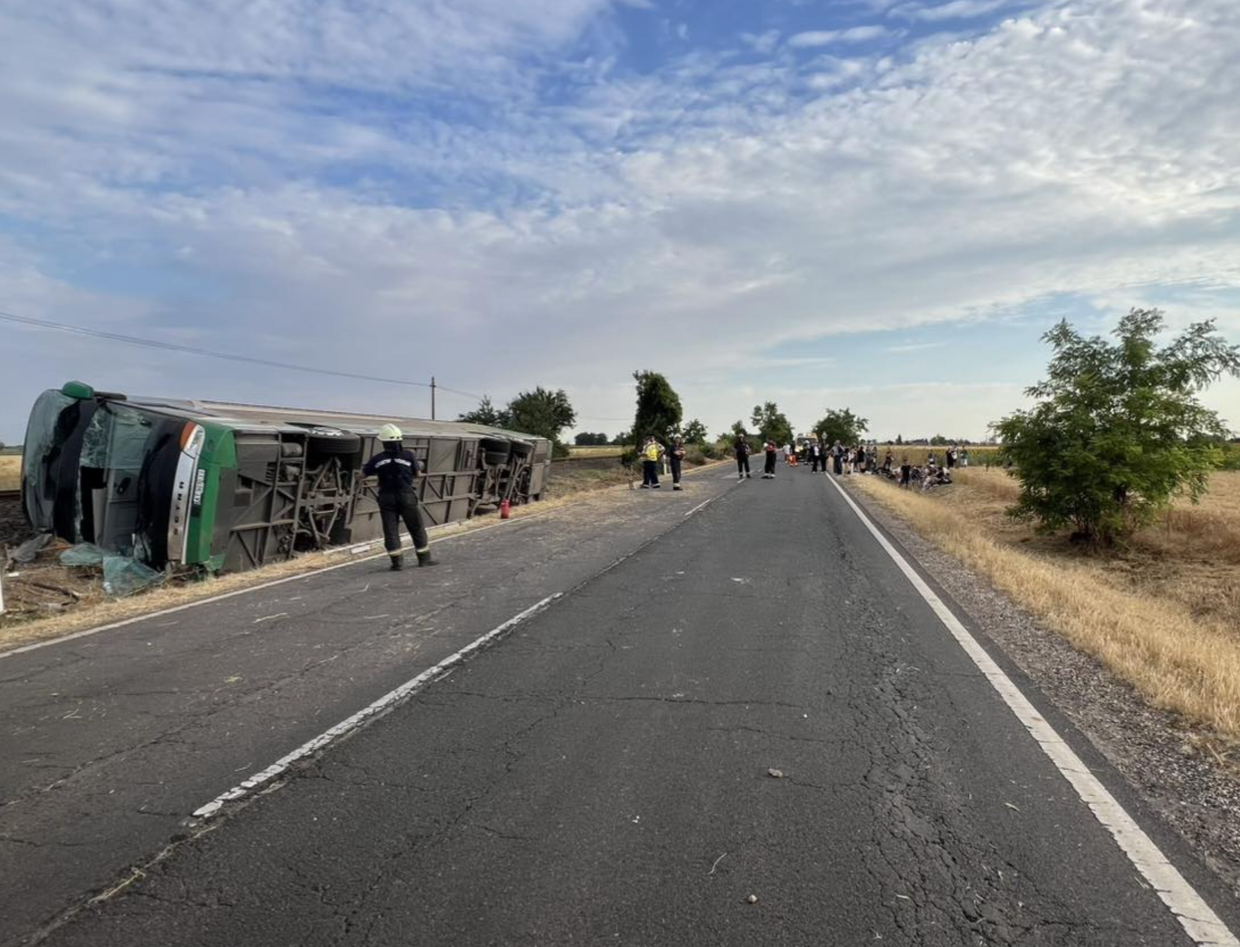 Bus сarrying Ukrainian сhildren сrashes in Hungary, 21 injured