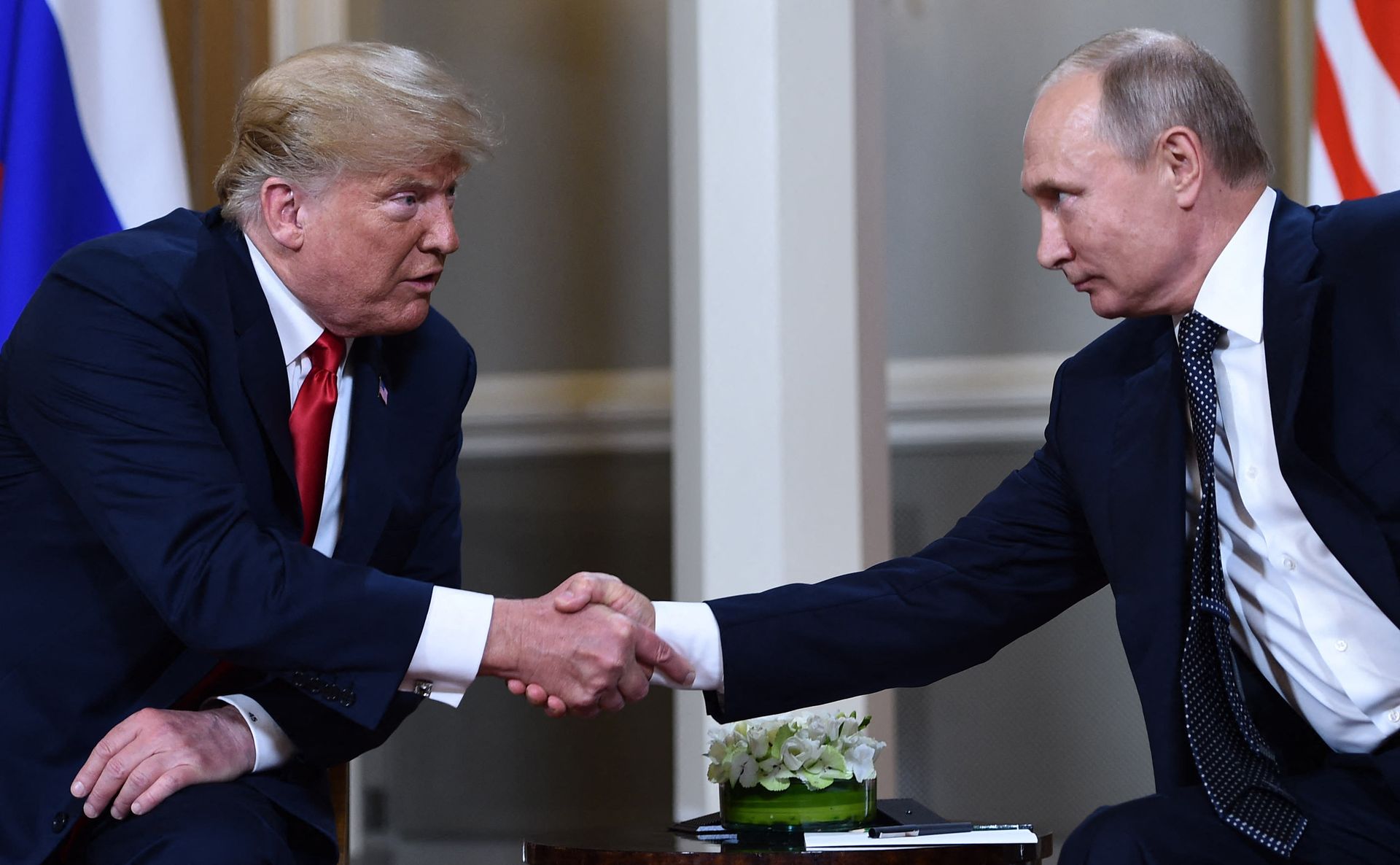 Russian delegates arriving in Alaska, waiting for Putin to join high-stakes Trump summit