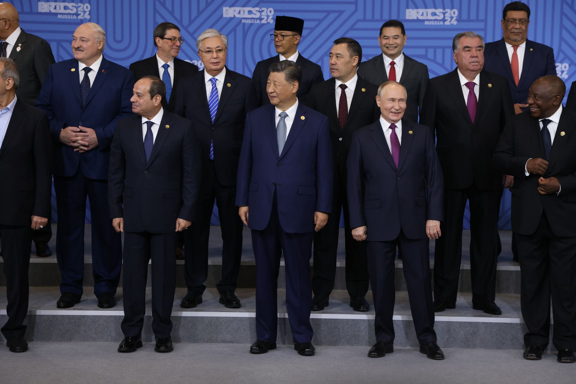 Russian President Vladimir Putin (C-R) poses for a group photo with leaders during the BRICS Leaders’ Summit in Kazan, Russia, on Oct. 24, 2024. 