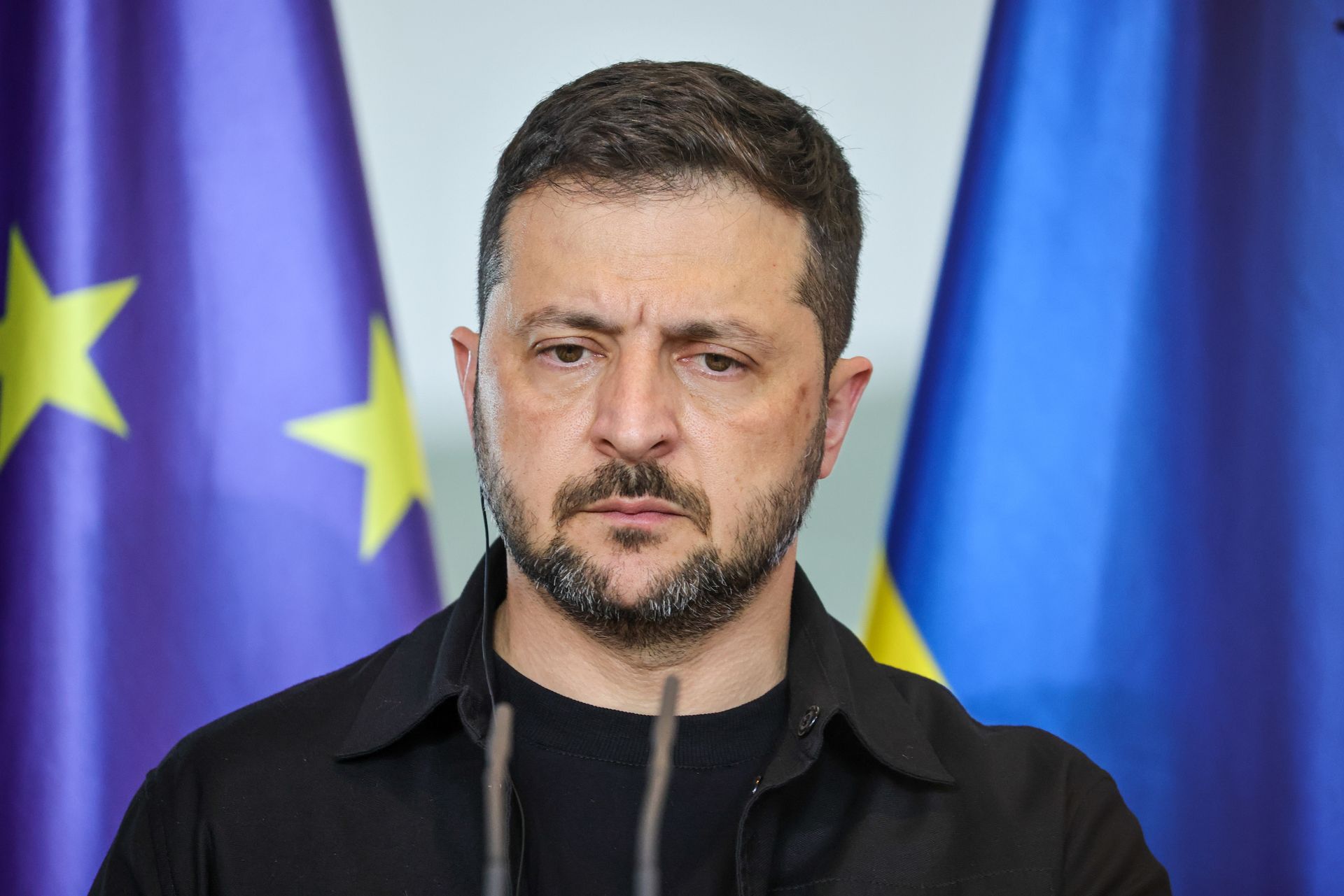 Zelensky announces faster air defense deliveries after deadly Russian strikes