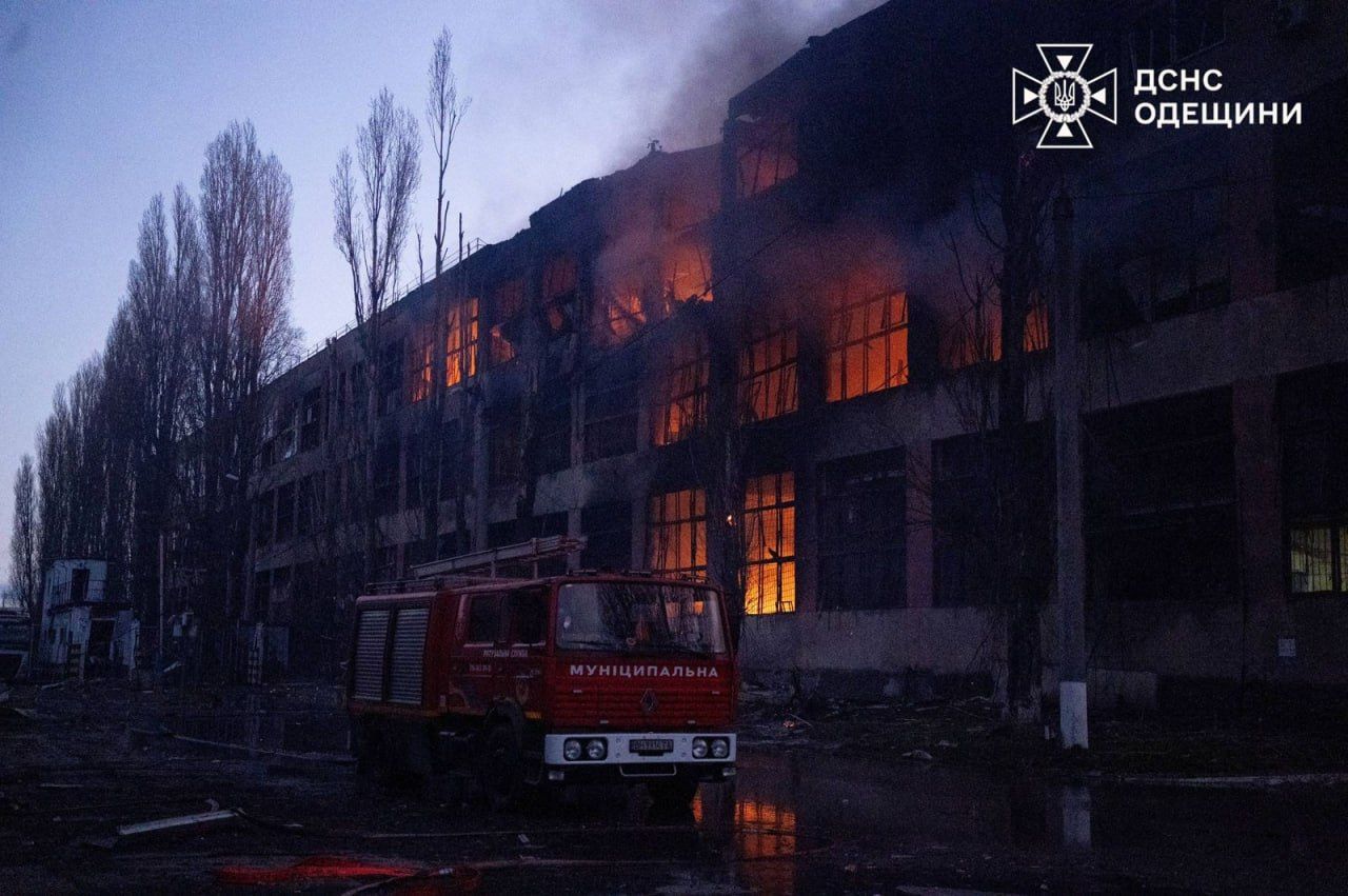 At least 3 killed, 35 injured in Russian attacks on Ukraine over past day