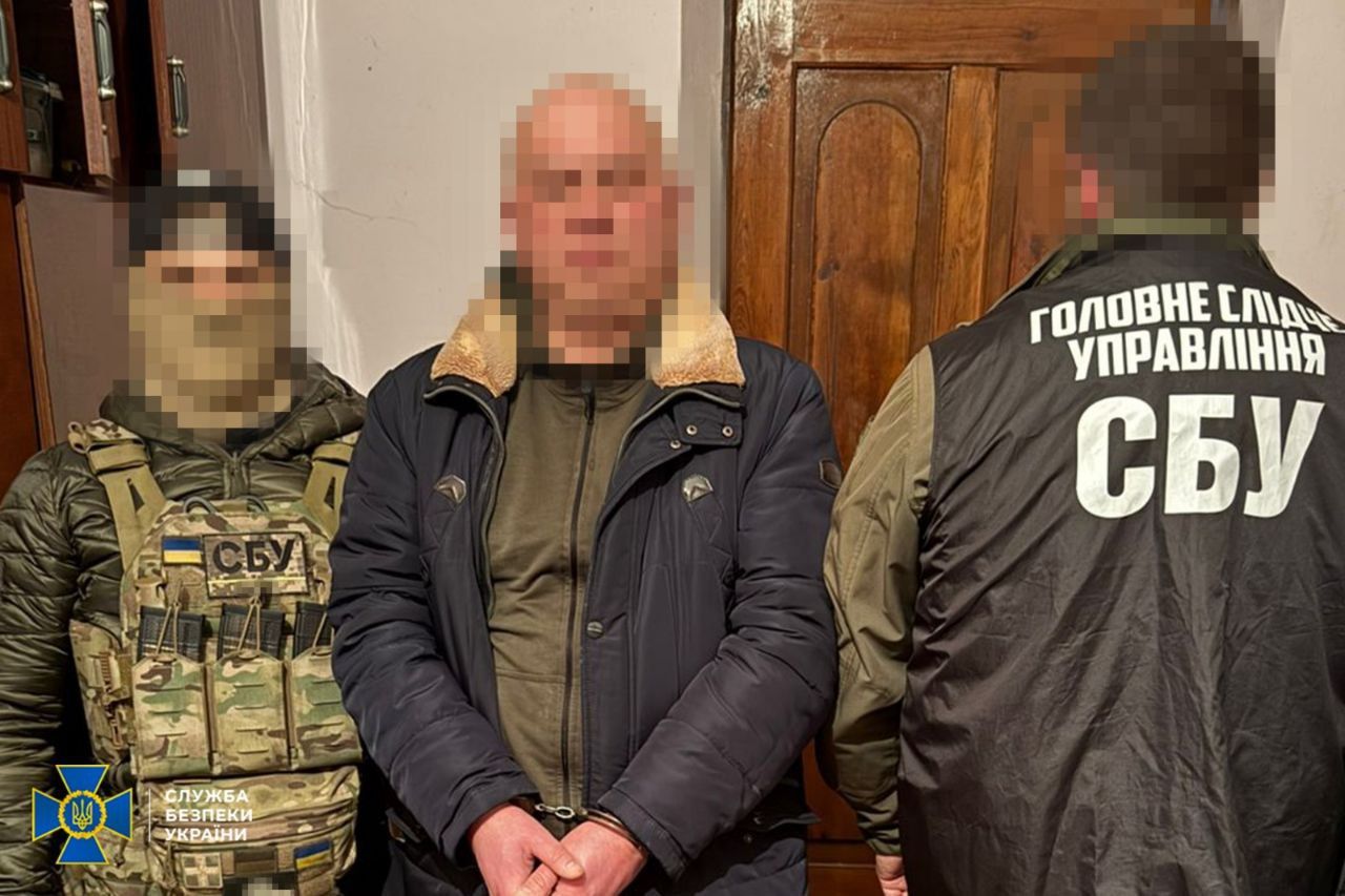 SBU detains Ukrainian soldier accused of spying for Russia's FSB, helping coordinate strikes