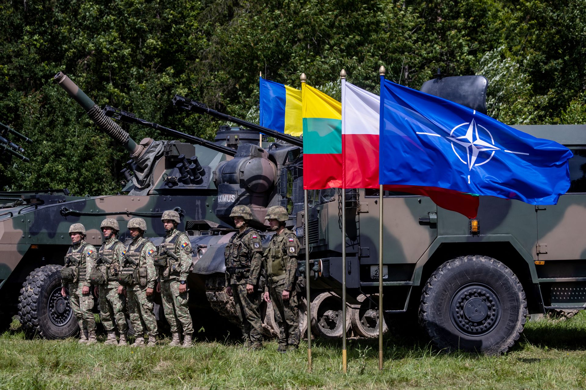 US intel warns Russia could test NATO as early as this fall, WSJ reports