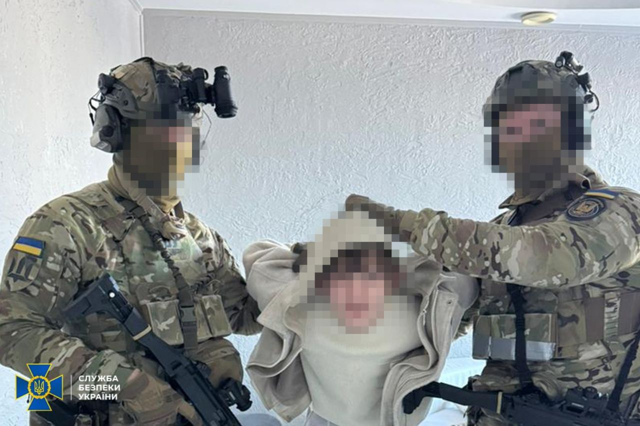 10 detained in Moldova, Ukraine over alleged Russian-ordered plot to kill prominent Ukrainians