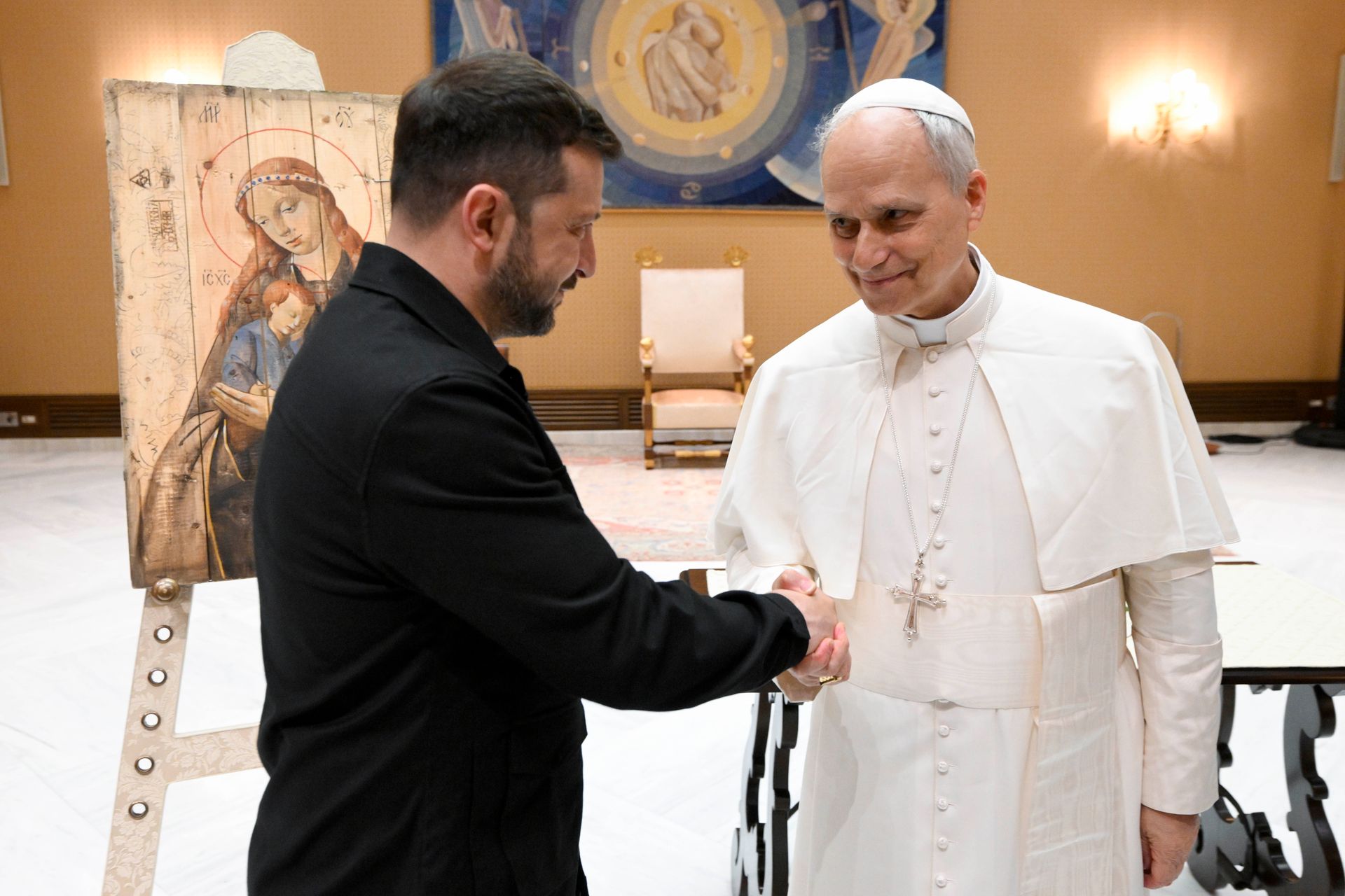 Zelensky speaks with Pope as Russia steps up attacks instead of Easter ceasefire