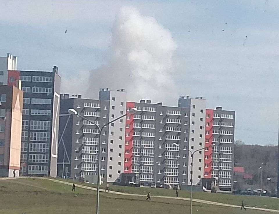 Explosions rock 2 Russian gunpowder factories as fire breaks out