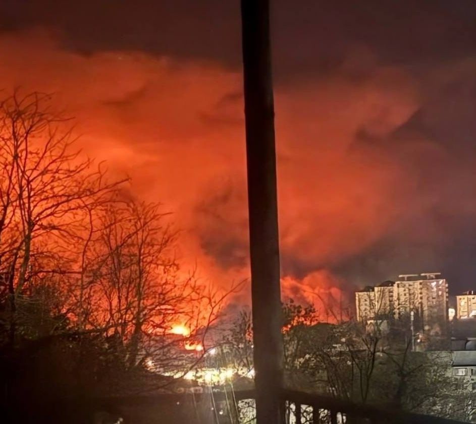 Ukraine hits major Russian oil refinery in Krasnodar Krai, media, officials report