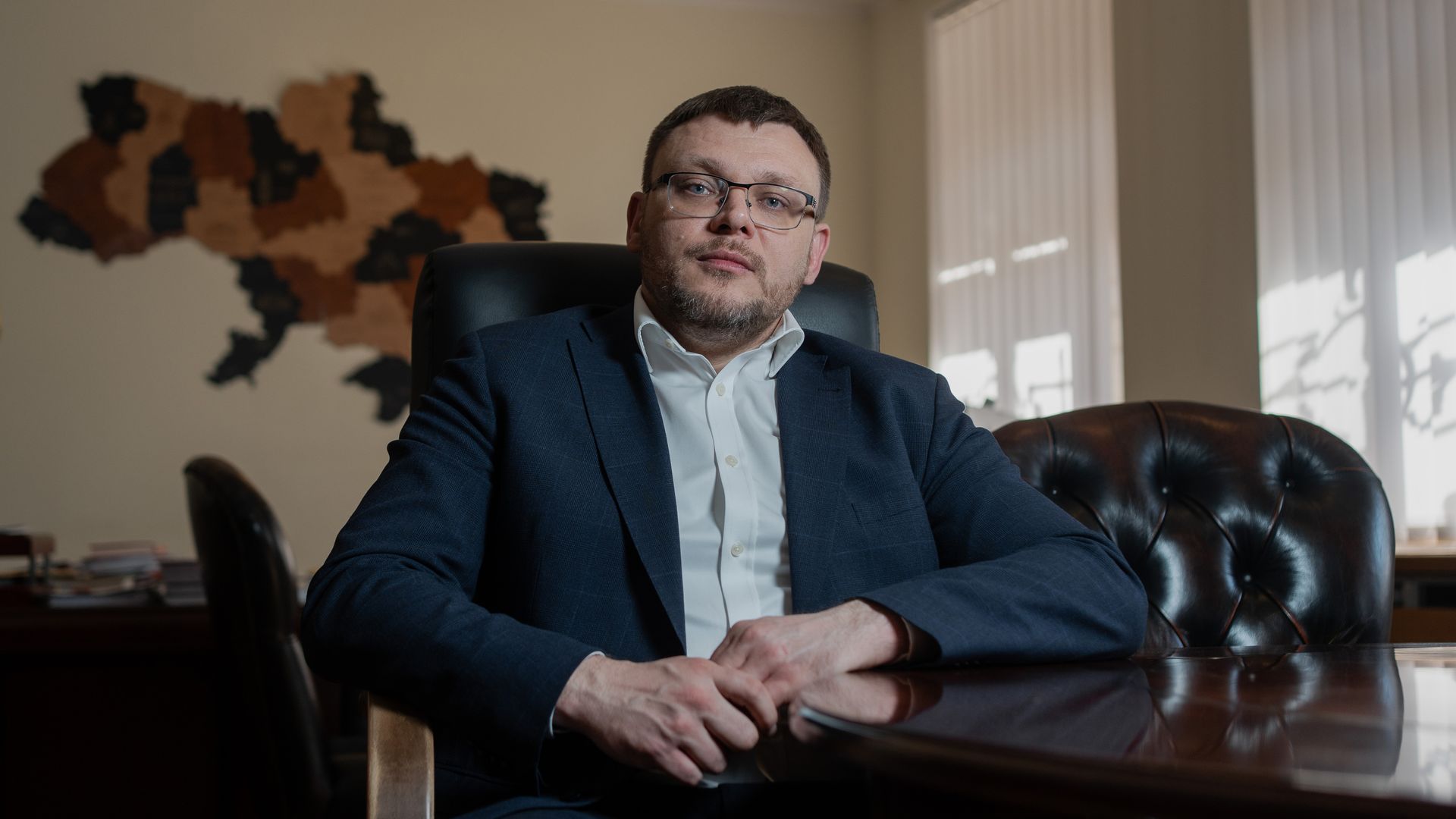 Ukraine's anti-corruption chief caught between pressure to halt probes and expectations to go further