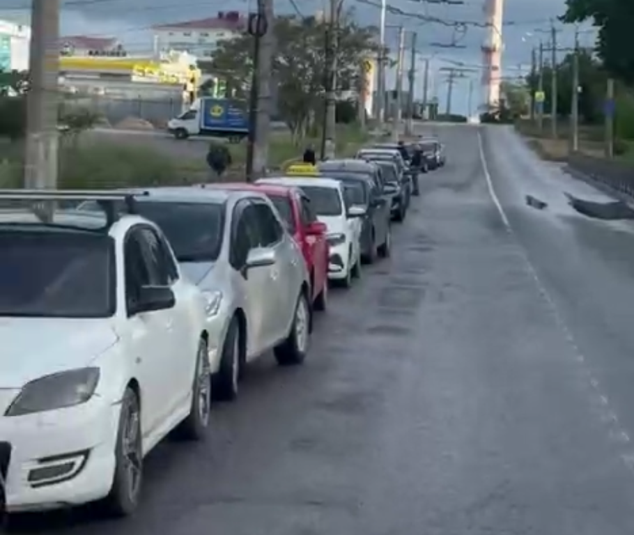 News from occupied Ukraine: fuel rationing in Crimea, Storm Shadows 'destroy' Russian targets in Luhansk Oblast