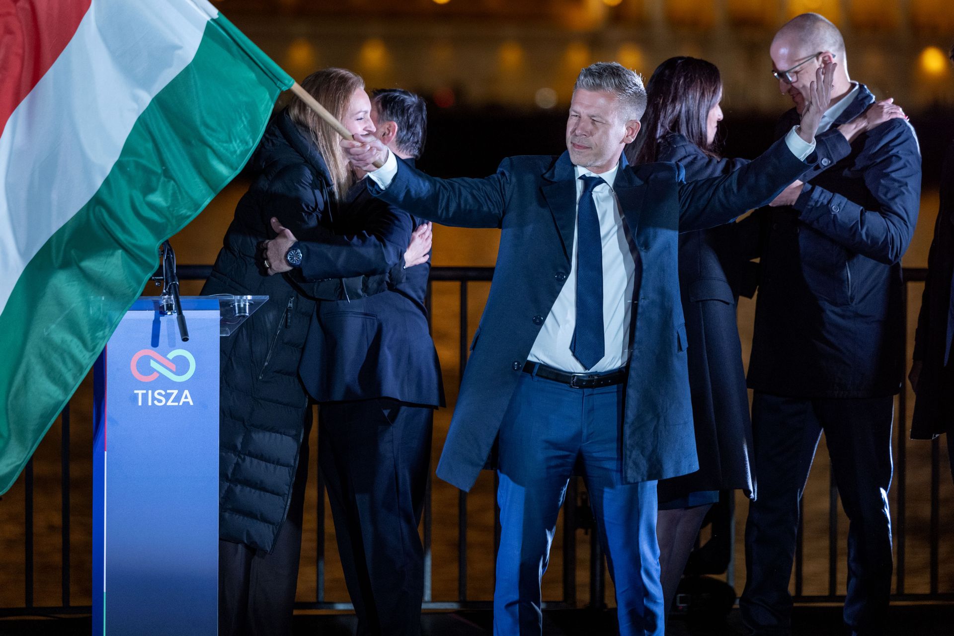 Most Magyar voters against Hungary aiding Ukraine, split on Kyiv's EU bid, poll shows