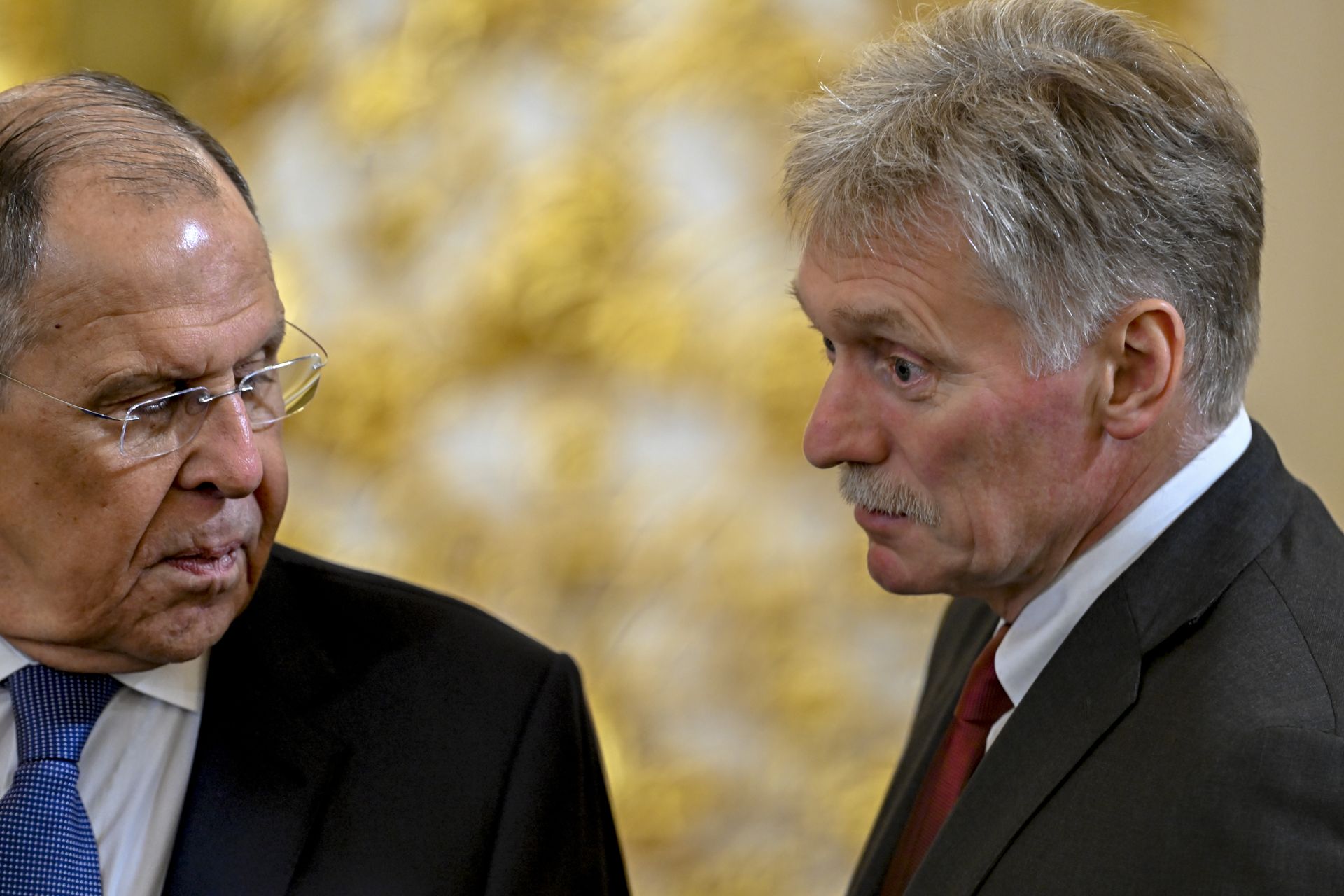 Russia rejects Ukrainian, European peace initiatives, says b