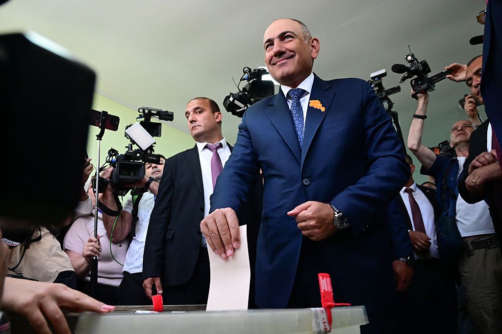 High turnout marks pivotal Armenian vote as polls close on E