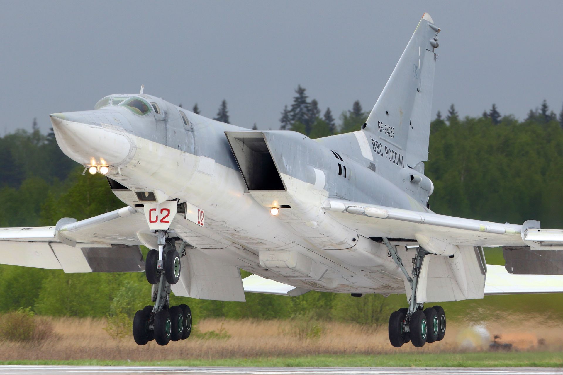 Russian strategic bomber crashes in Siberia during training