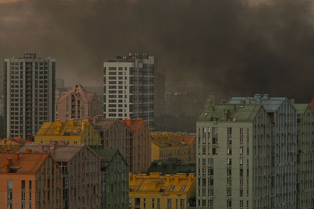 Russian ballistic missile attack on Kyiv injures 8 - The Kyiv Independent