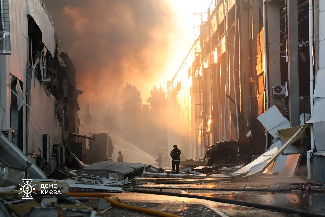 Russia hits Kyiv with ballistic missiles, killing 2, injuring 6, as Ukraine reels from political shock