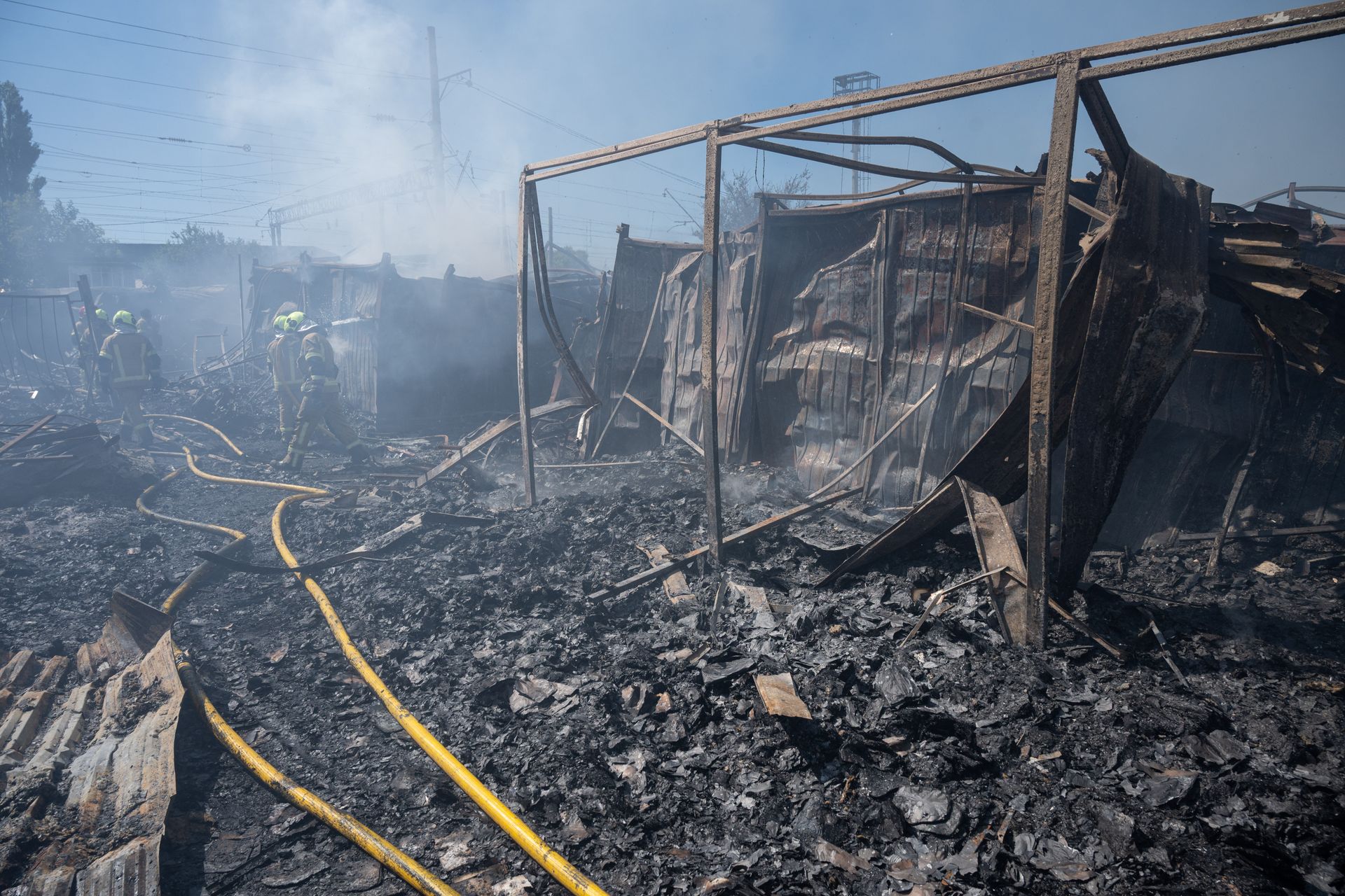 ⚡️ Russian attack rocks Kyiv as numerous explosions heard within minutes.