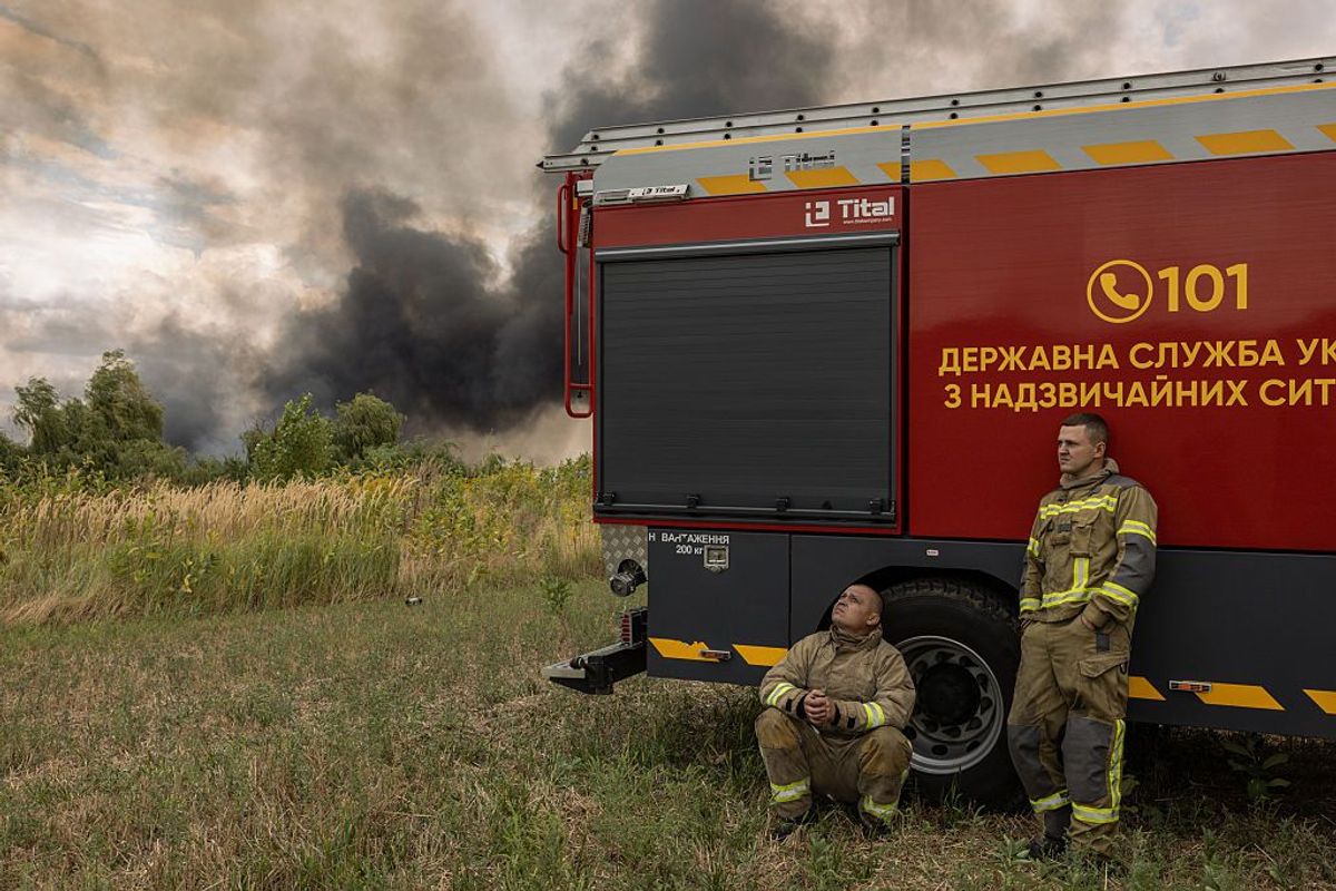 ⚡️ Warehouses targeted outside Kyiv in all-day drone attack as Russian forces kill at least 10, injure 43 over past day across Ukraine .
