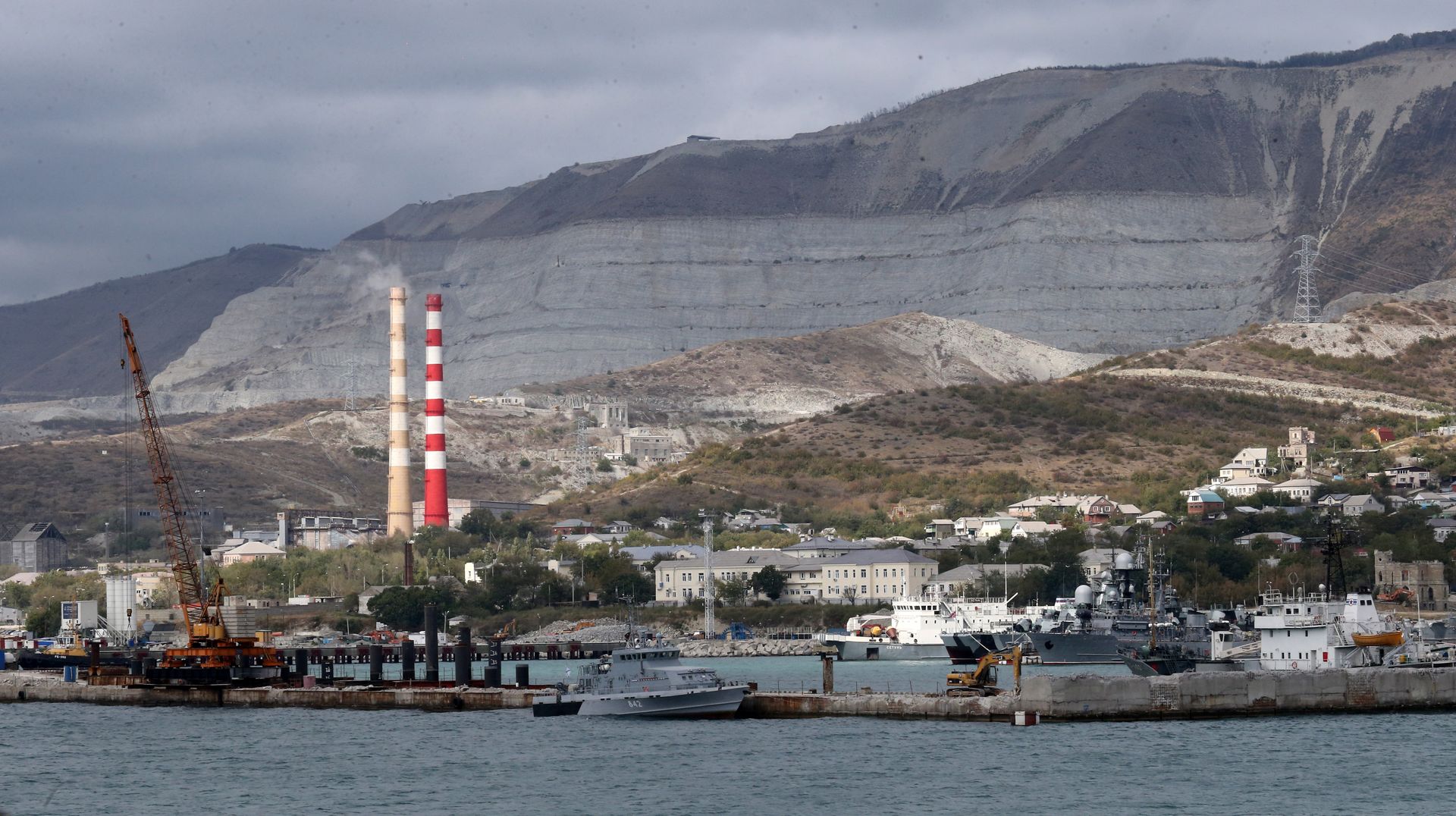 Ukraine war latest: 4 Russian warships damaged in strike on Black Sea Fleet port in Novorossiysk