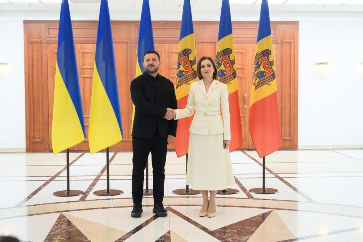 Zelensky calls on EU to keep Moldova's membership bid shackled to Ukraine