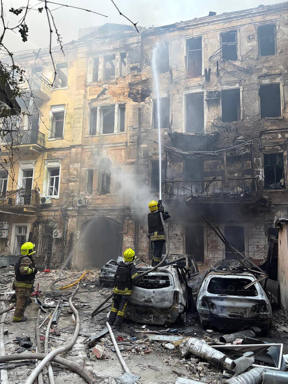 Russian missile attack damages residential buildings in Odesa, injures at least 6