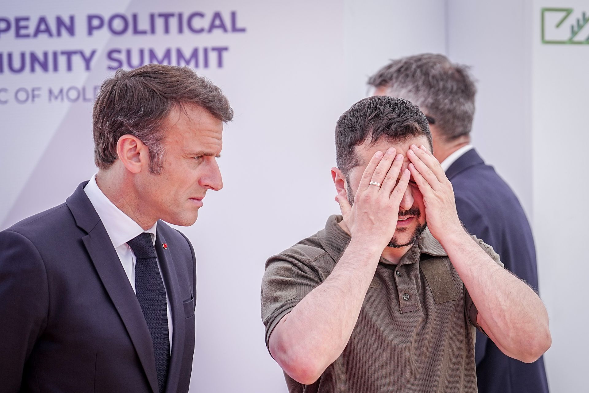All EU sanctions linked to Russias war may expire as France, Slovakia seek to delist oligarchs All of the EUs 3,000 sanctions against individuals helping Russias war effort could be extinguished overnight if Brussels, Paris, and Azerbaijan fail to find a compromise by Sept. 21, EU diplomats told the Kyiv Independent.

The EU is set to renew the sanctions against Russia-linked individuals on Sept. 21. The package accounts for about half of the EUs total sanctions listings.

Given that Russia has not changed its behavior towards Ukraine since 2022, the vote to renew sanctions against tho