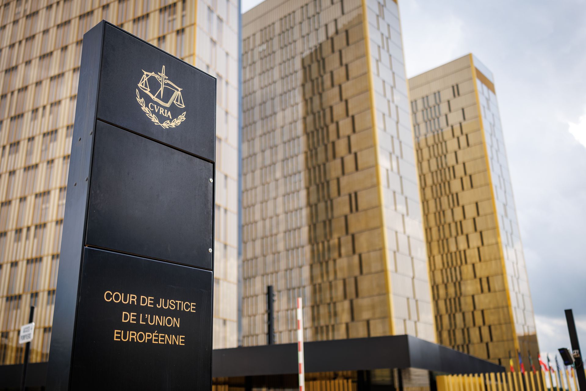 EU court clears the way for Ukraine aid funding