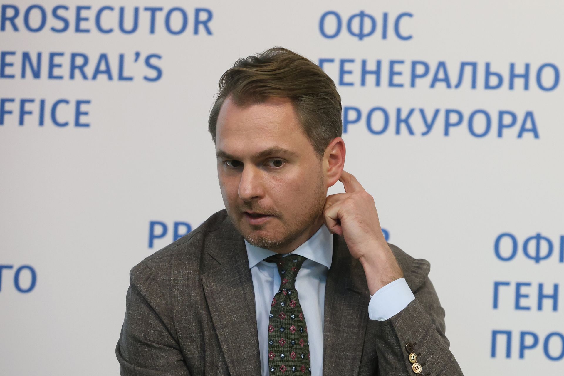 ⚡️ No one's expecting disgraced Prosecutor General Kravchenko at Paris event on Ukrainian children