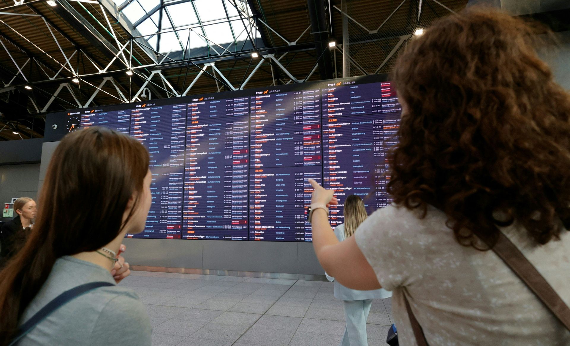 Moscow airports cancel flights after Zelensky's 'closed skies' warning